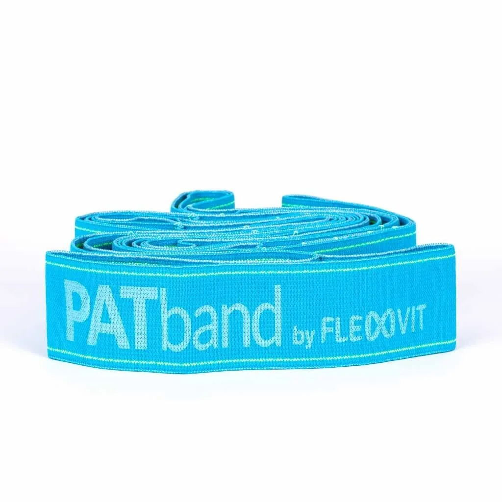ループ状にまとめられたブルーのPATband本体